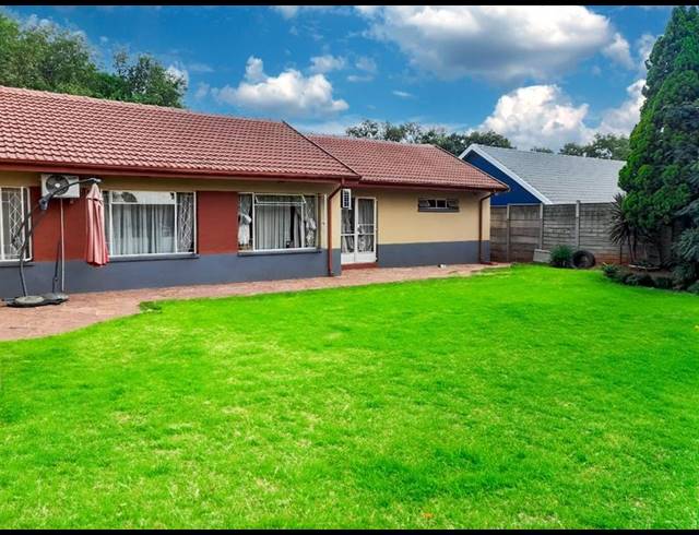 4 BEDROOM PROPERTY TO RENT IN FLORIDA PARK